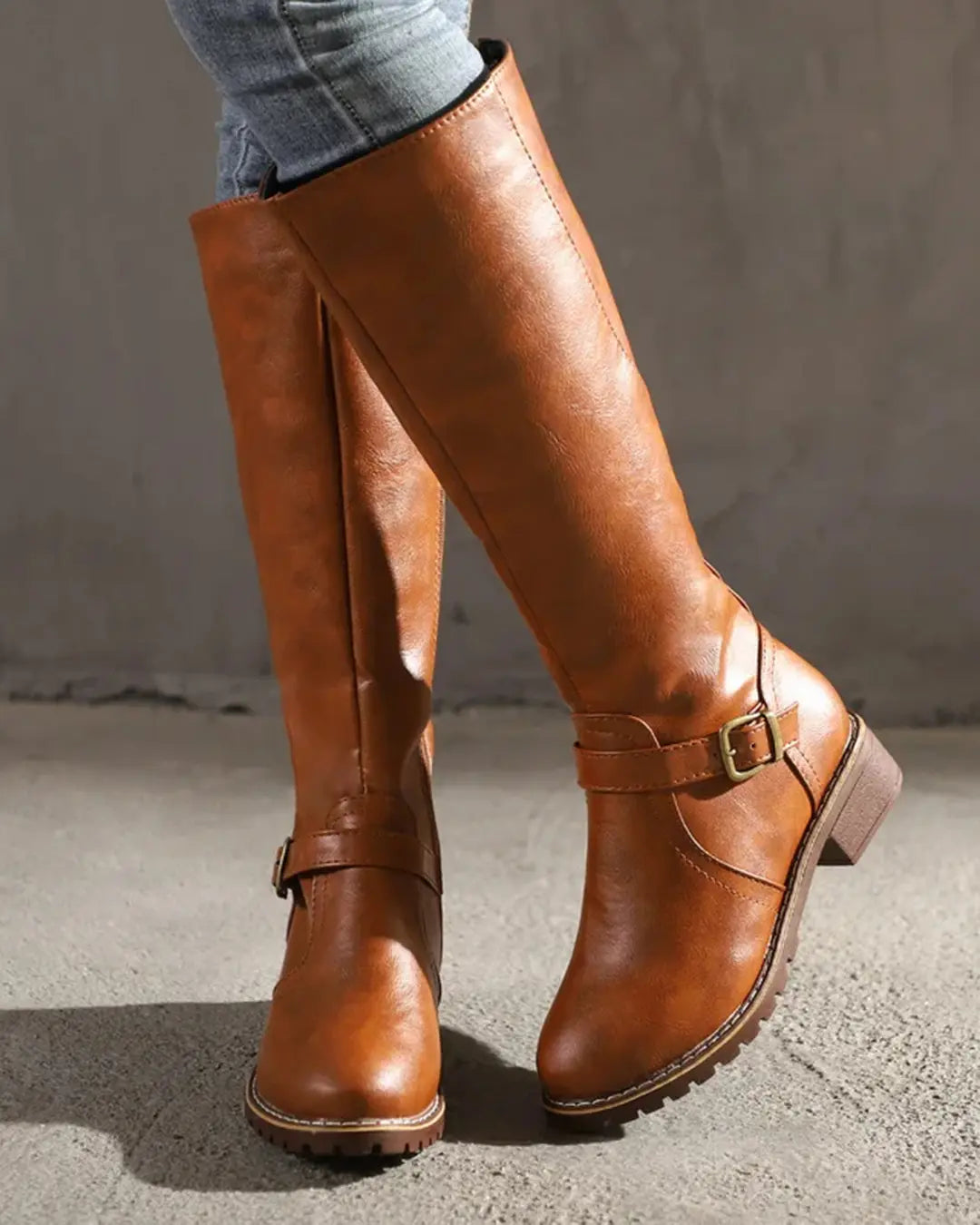 bota-country-sara-tratorada-fivela-cano-alto-costurada-uebecom-1