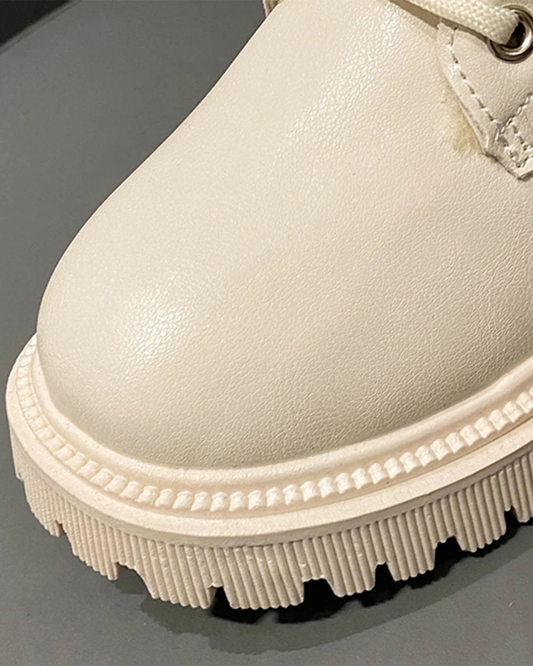 bota-coturno-forrada-inverno-emily-uebecom-3