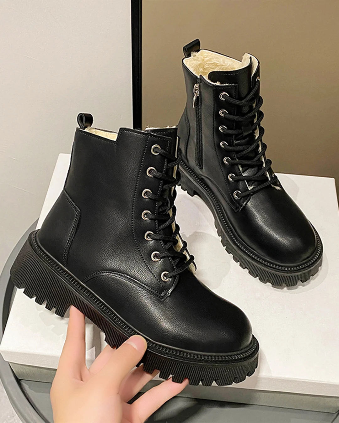 bota-coturno-forrada-inverno-emily-uebecom-7