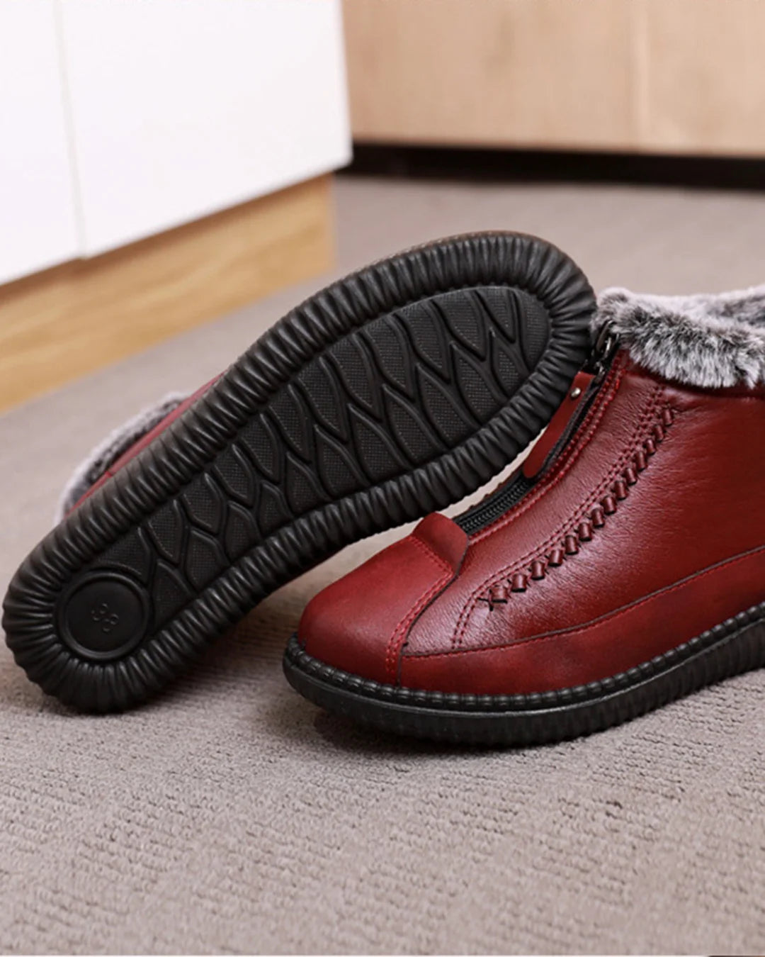 bota-de-couro-forrada-de-inverno-impermeavel-termica-quente-leve-ana-uebecom-5