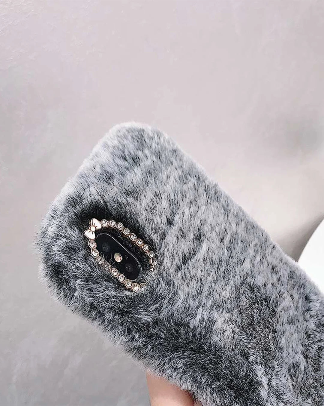 capa-de-celular-pelucia-iphone-fluffy-uebecom-5